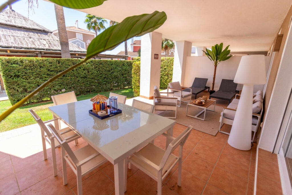 Ground Floor Apartment El Paraiso Málaga - image 20