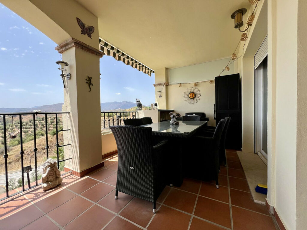 Middle Floor Apartment La Cala Hills Málaga - image 20