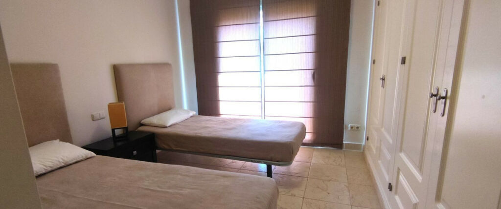 Middle Floor Apartment Atalaya Málaga - image 20