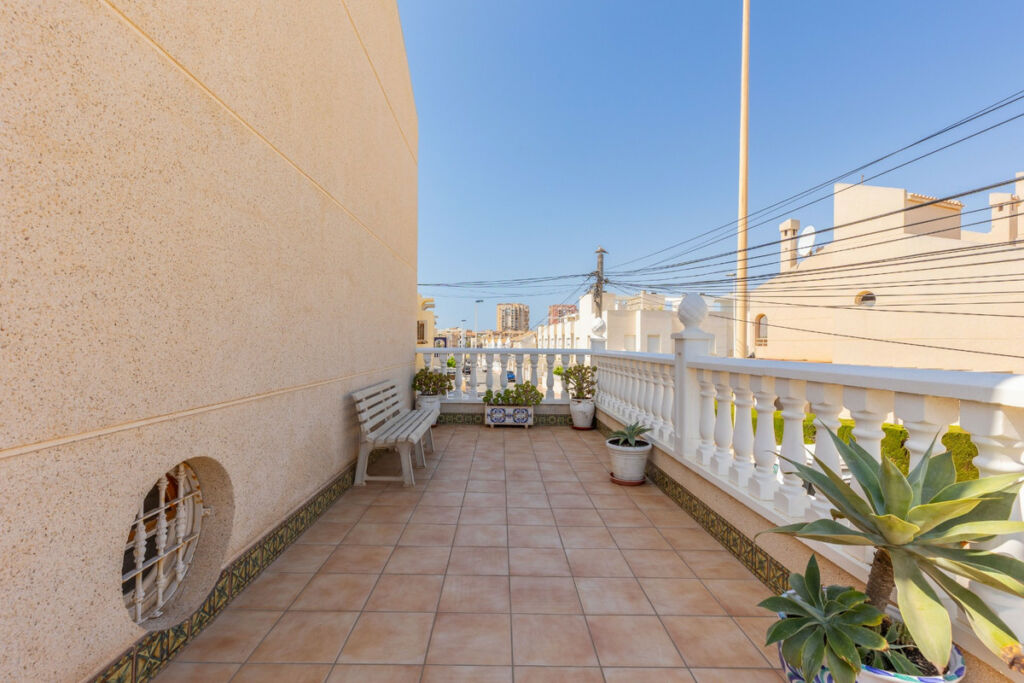 Detached Villa Torrevieja Alicante - image 19