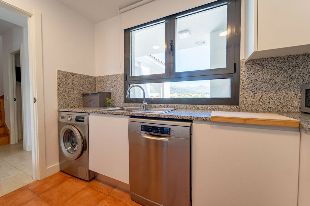 Penthouse Duplex Estepona Málaga - image 20
