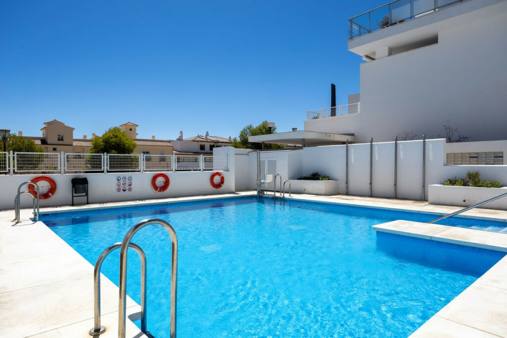 Ground Floor Apartment Benalmadena Pueblo Málaga - image 20