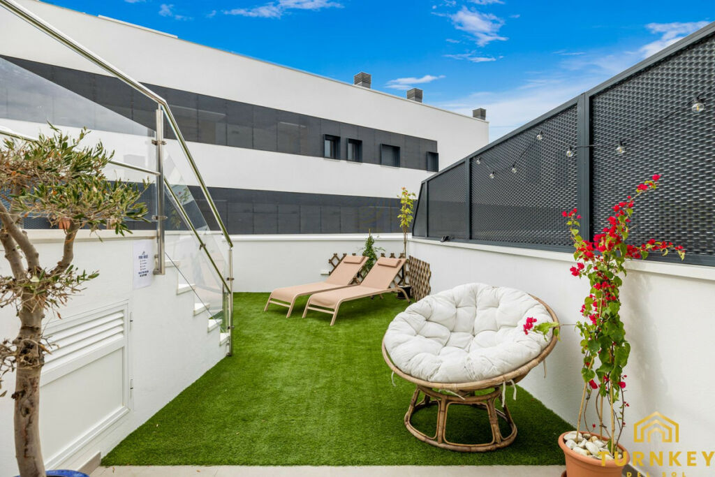 Middle Floor Apartment Estepona Málaga - image 20
