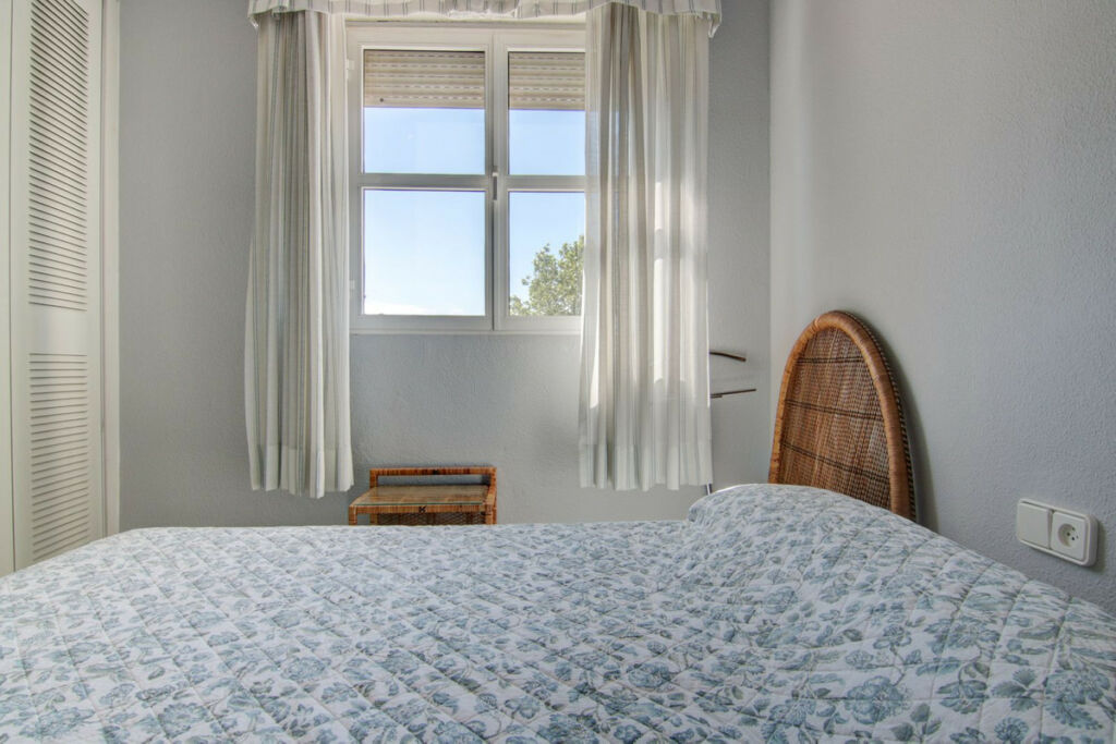 Middle Floor Apartment Fuengirola Málaga - image 20
