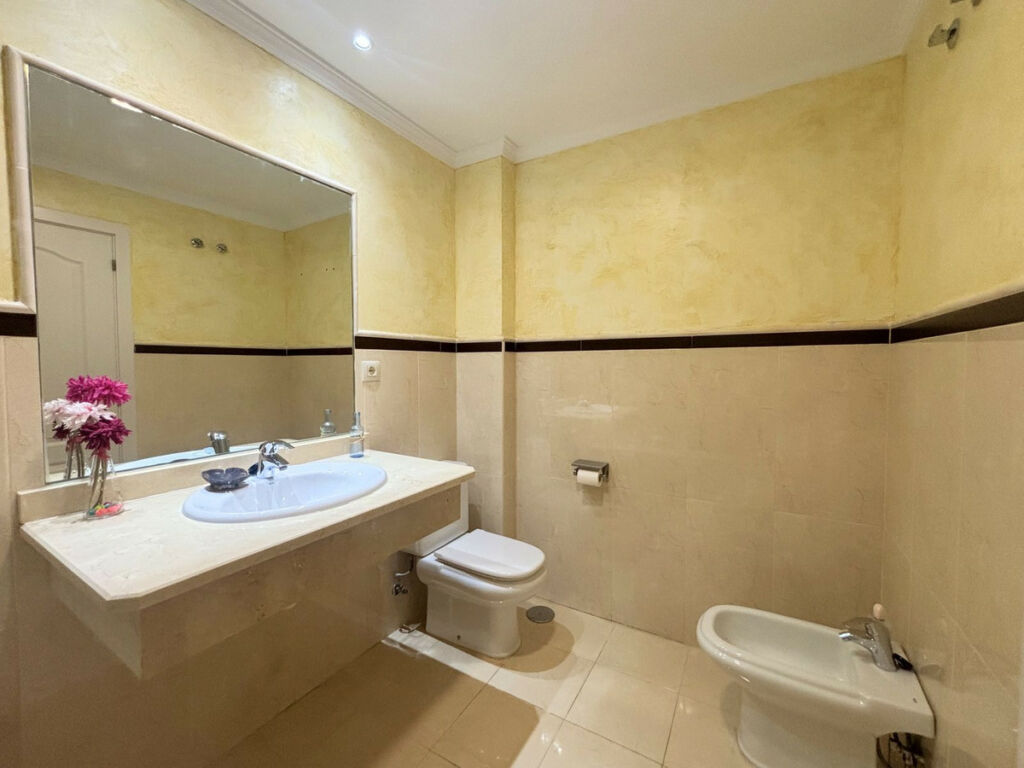 Ground Floor Apartment La Alcaidesa Cádiz - image 20