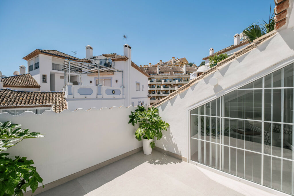 Penthouse Duplex Nueva Andalucía Málaga - image 20