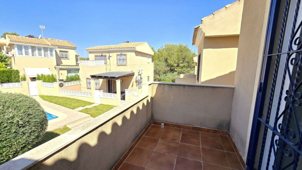 Detached Villa Orihuela Alicante - image 21
