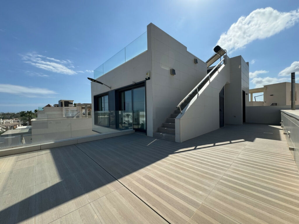 Detached Villa San Miguel de Salinas Alicante - image 20