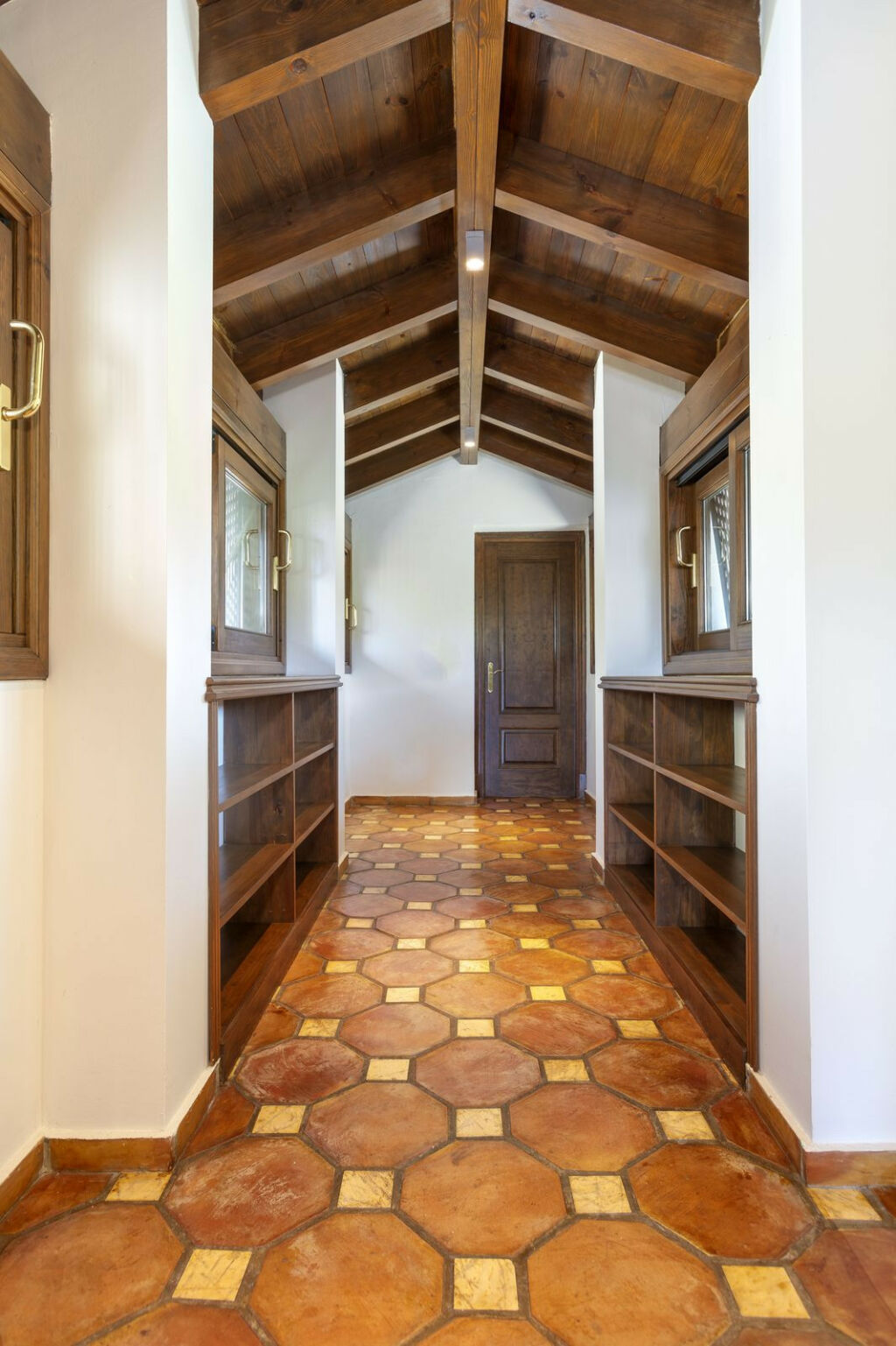 Detached Villa Benahavís Málaga - image 20