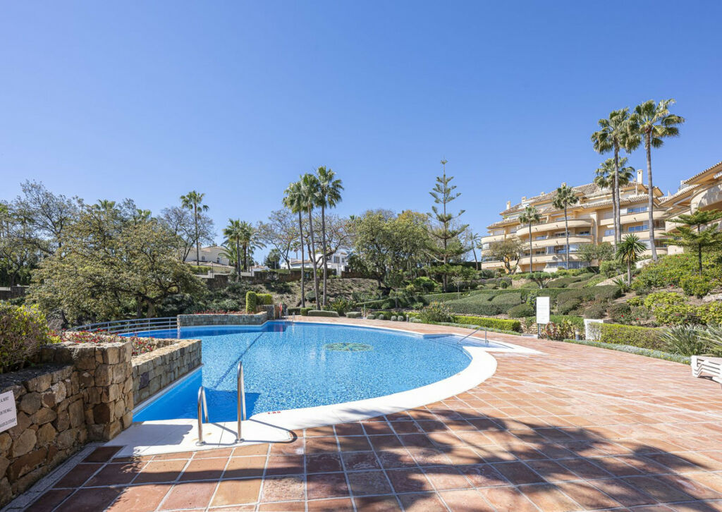 Middle Floor Apartment Elviria Málaga - image 20