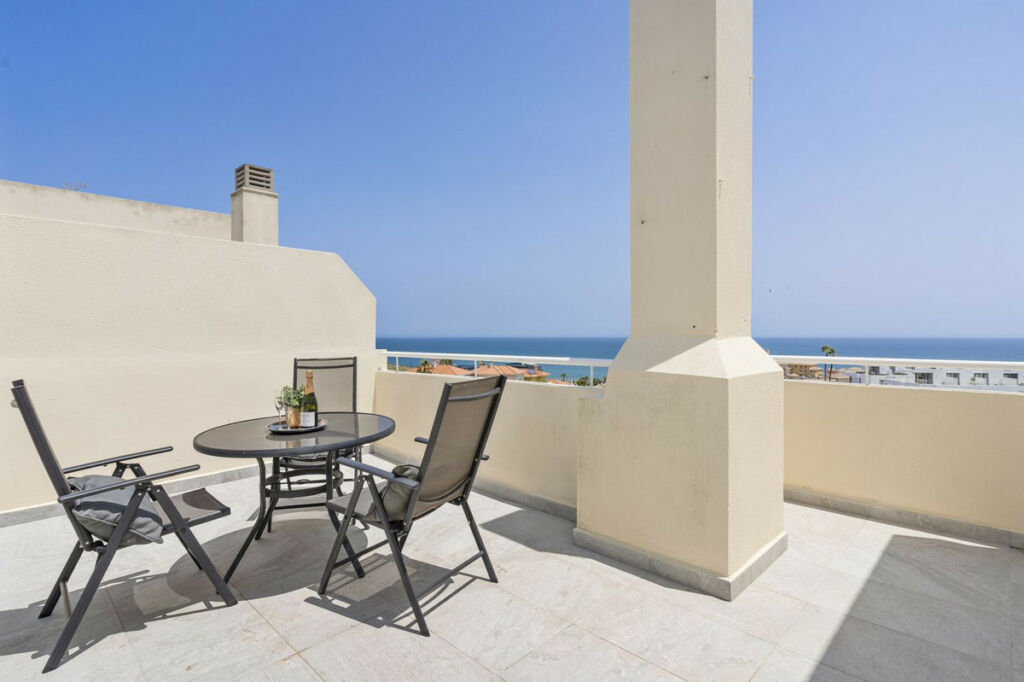 Penthouse Fuengirola Málaga - image 20
