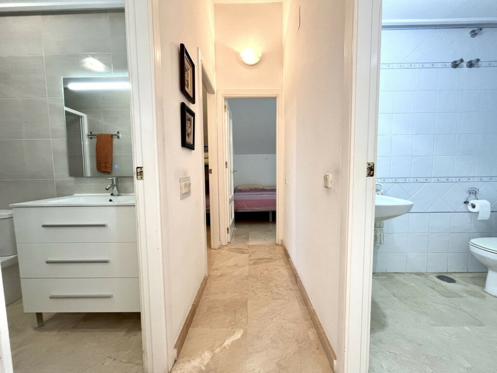 Penthouse Dehesa de Campoamor Alicante - image 20