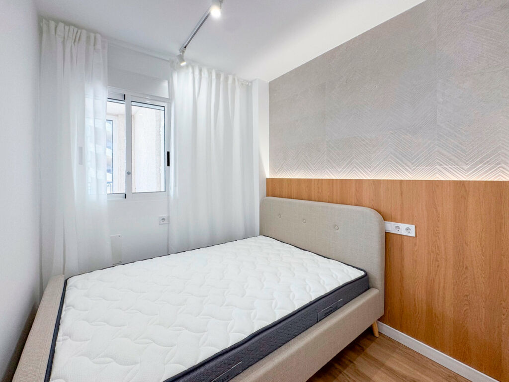Middle Floor Apartment Los Altos Alicante - image 21