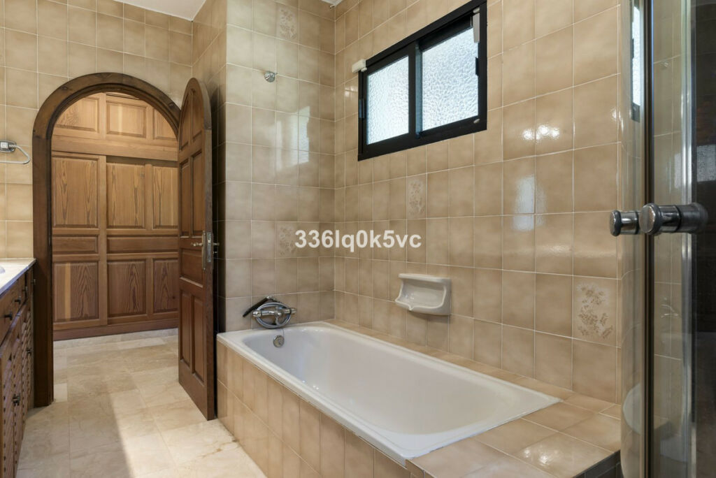 Detached Villa Las Chapas Málaga - image 21