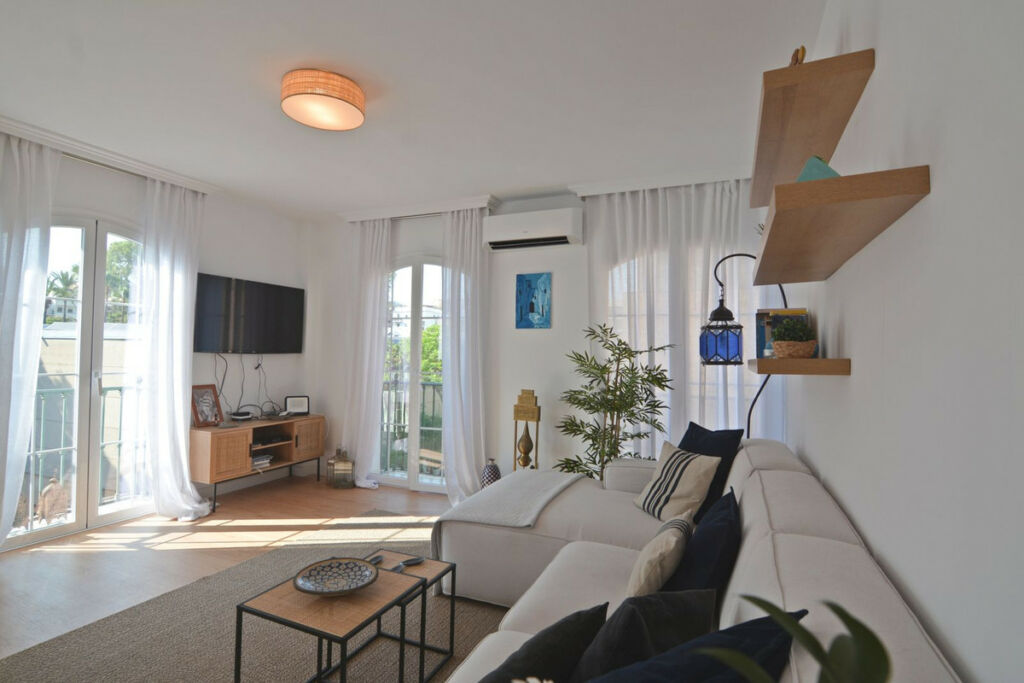 Middle Floor Apartment Fuengirola Málaga - image 21