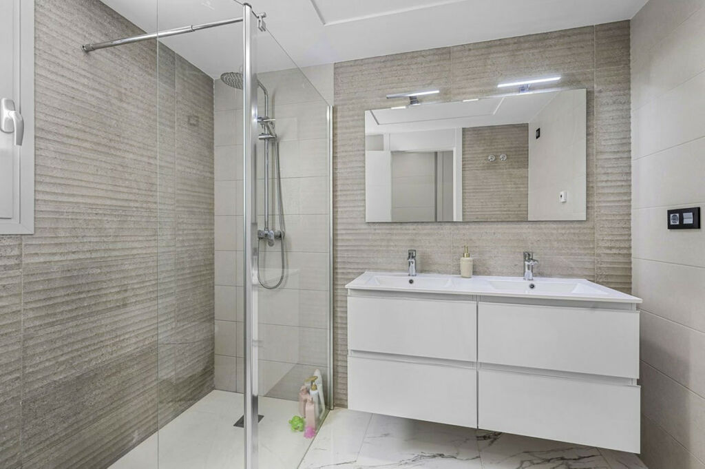 Detached Villa Guardamar del Segura Alicante - image 21