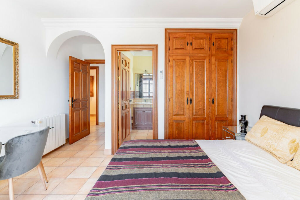 Detached Villa Torre del Mar Málaga - image 21