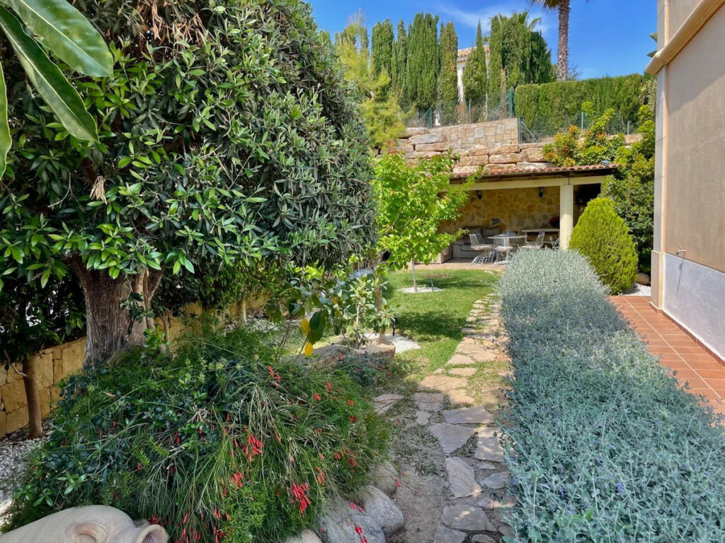 Detached Villa Finestrat Alicante - image 21