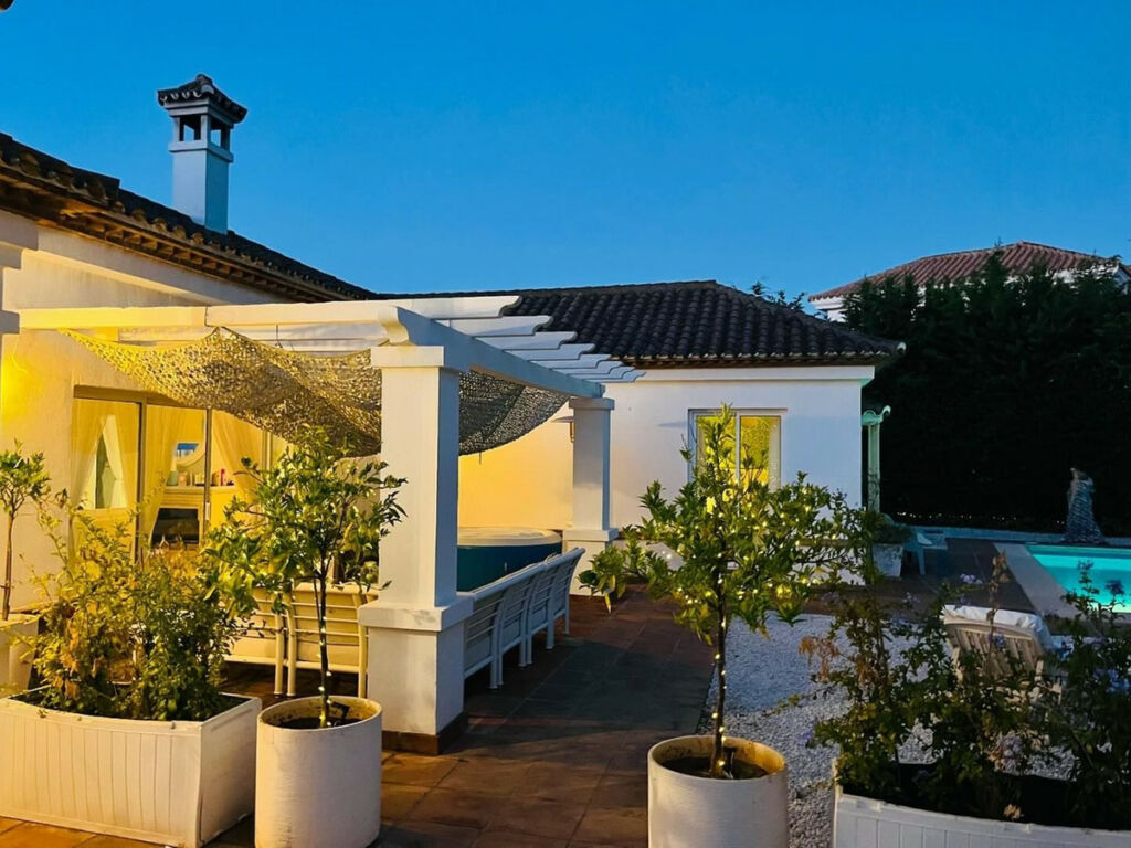 Detached Villa Sotogrande Cádiz - image 21