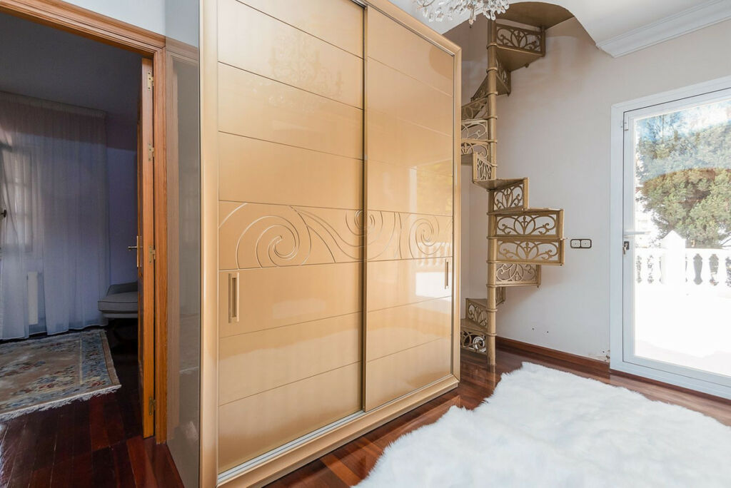 Detached Villa Marbella Málaga - image 21