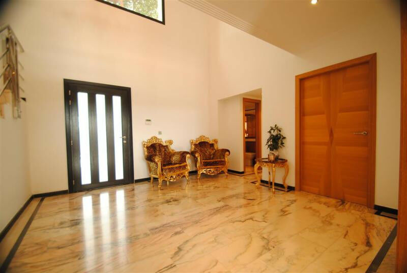 Detached Villa Cabopino Málaga - image 20