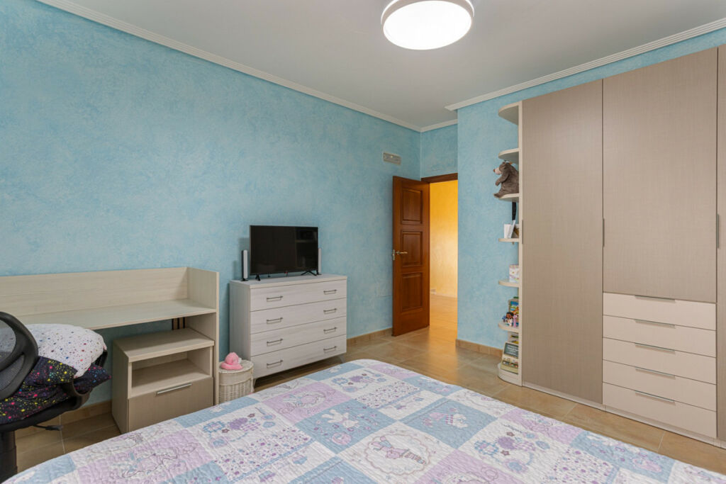 Detached Villa Los Montesinos Alicante - image 21