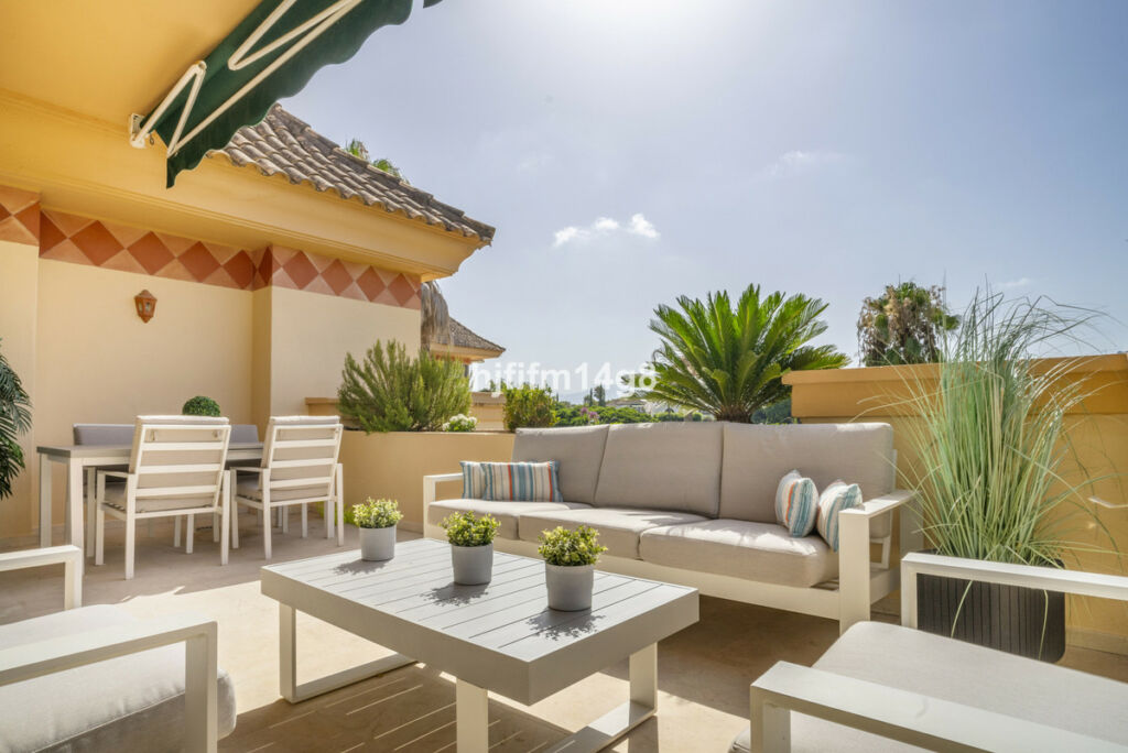 Penthouse Duplex Nueva Andalucía Málaga - image 21