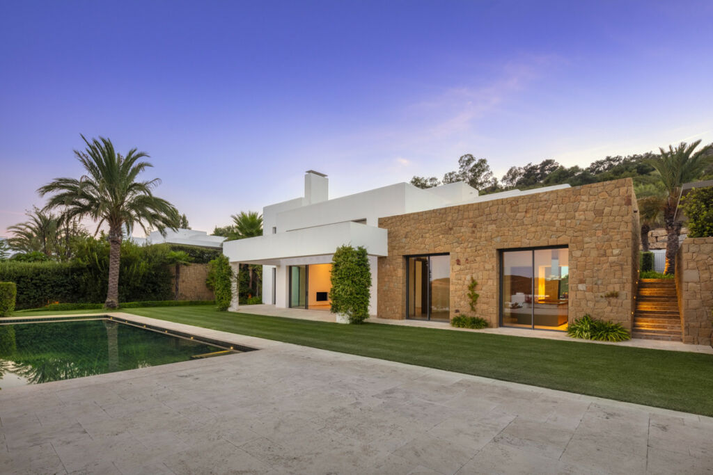 Detached Villa Casares Málaga - image 21