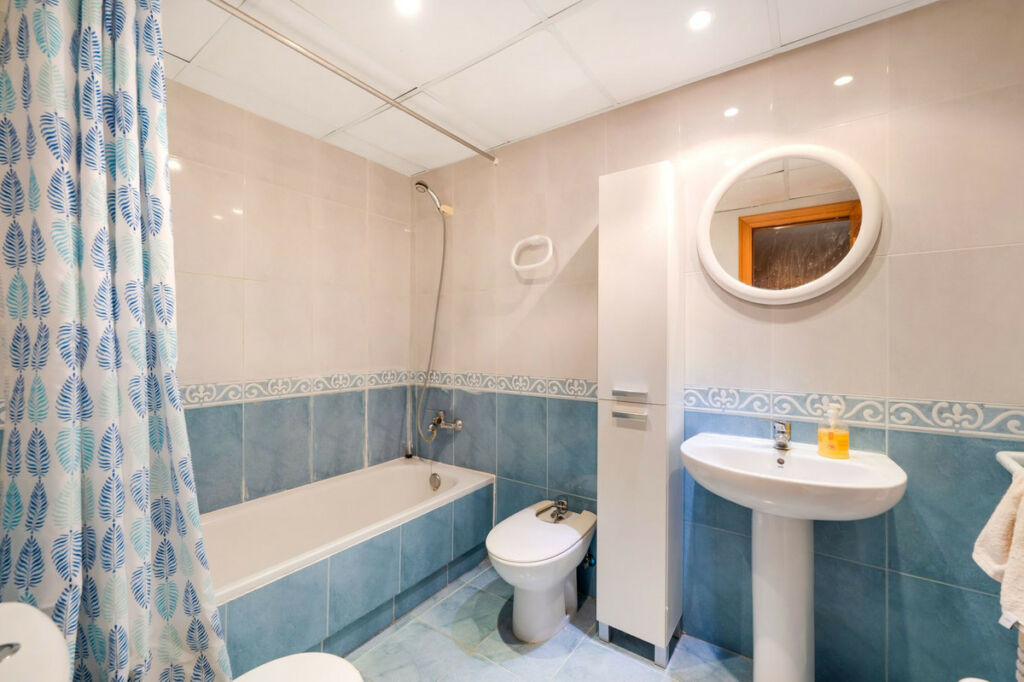 Middle Floor Apartment Marbella Málaga - image 21