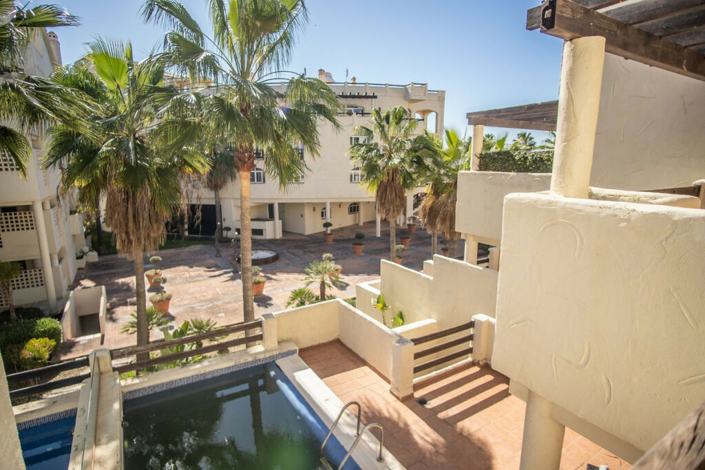 Middle Floor Apartment New Golden Mile Málaga - image 21