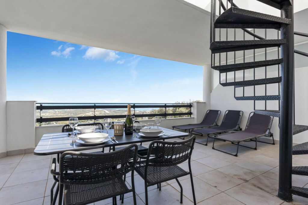 Penthouse Casares Málaga - image 21