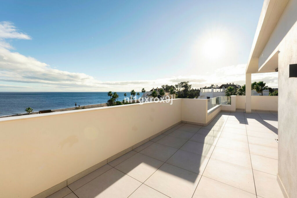 Penthouse Duplex Estepona Málaga - image 21