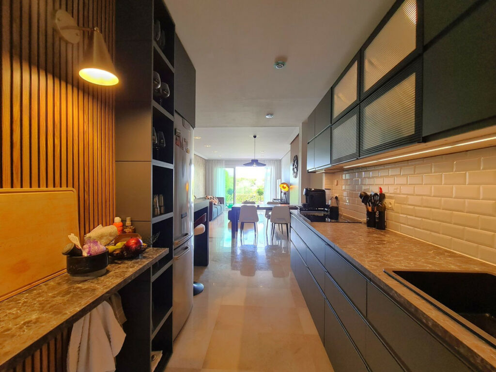 Ground Floor Apartment Benahavís Málaga - image 21