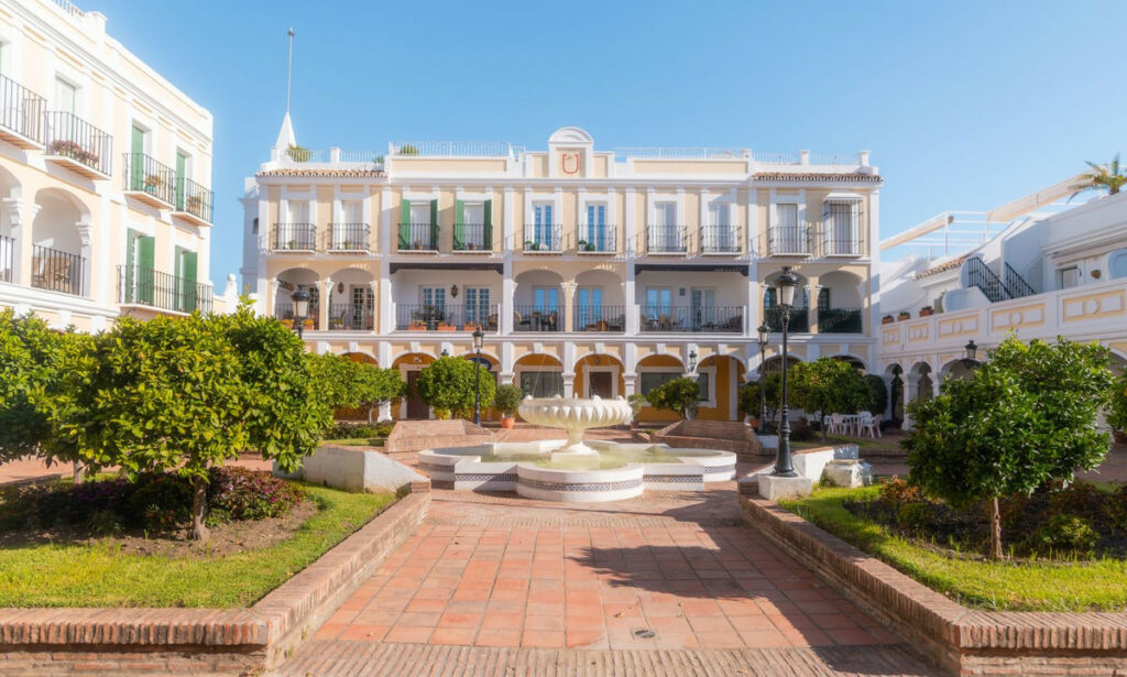Townhouse Nueva Andalucía Málaga - image 21