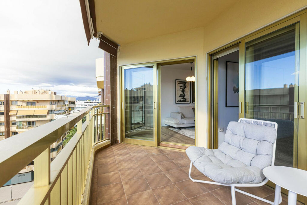 Top Floor Apartment Fuengirola Málaga - image 21