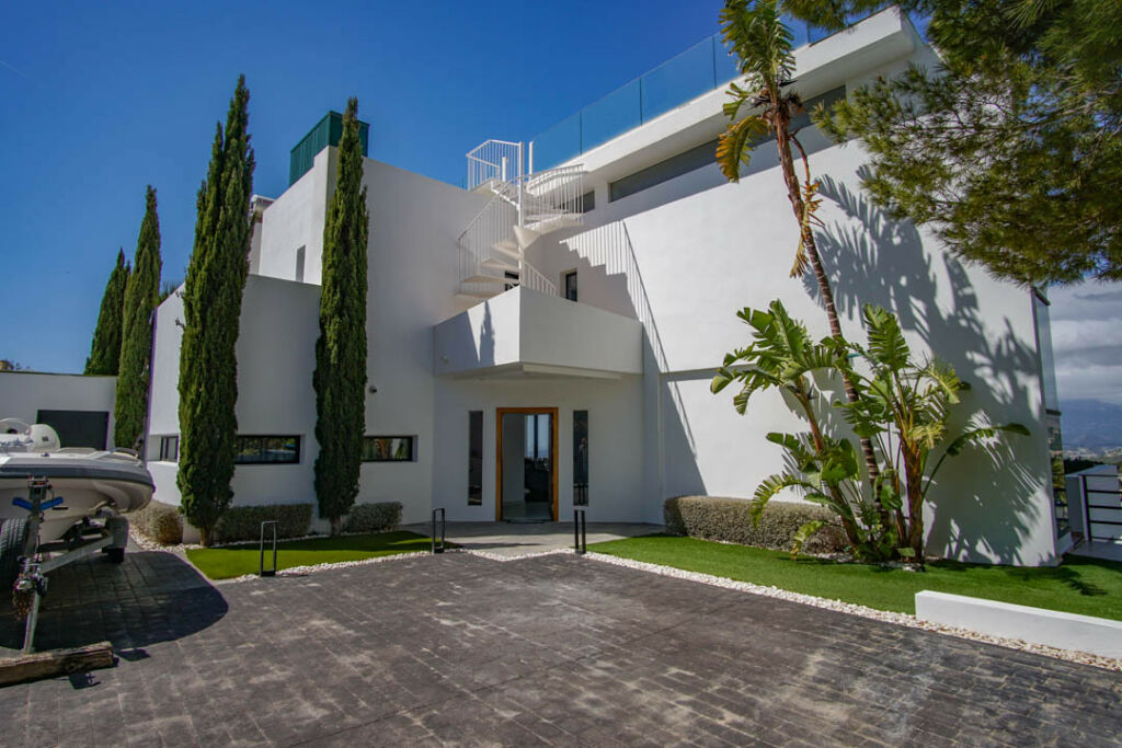 Detached Villa Altea Alicante - image 21
