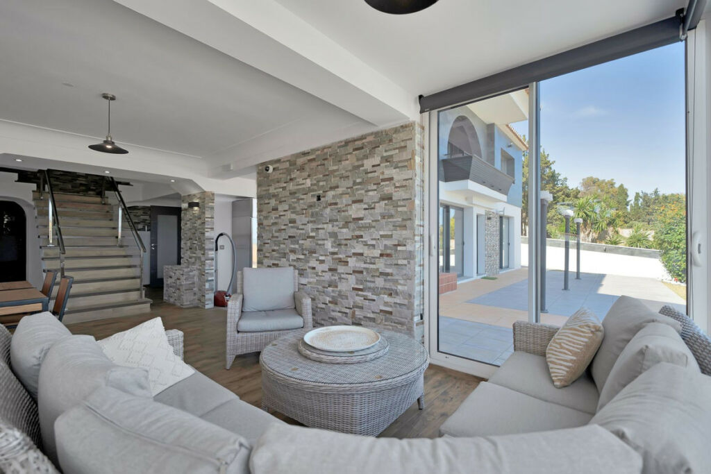 Detached Villa El Chaparral Málaga - image 21