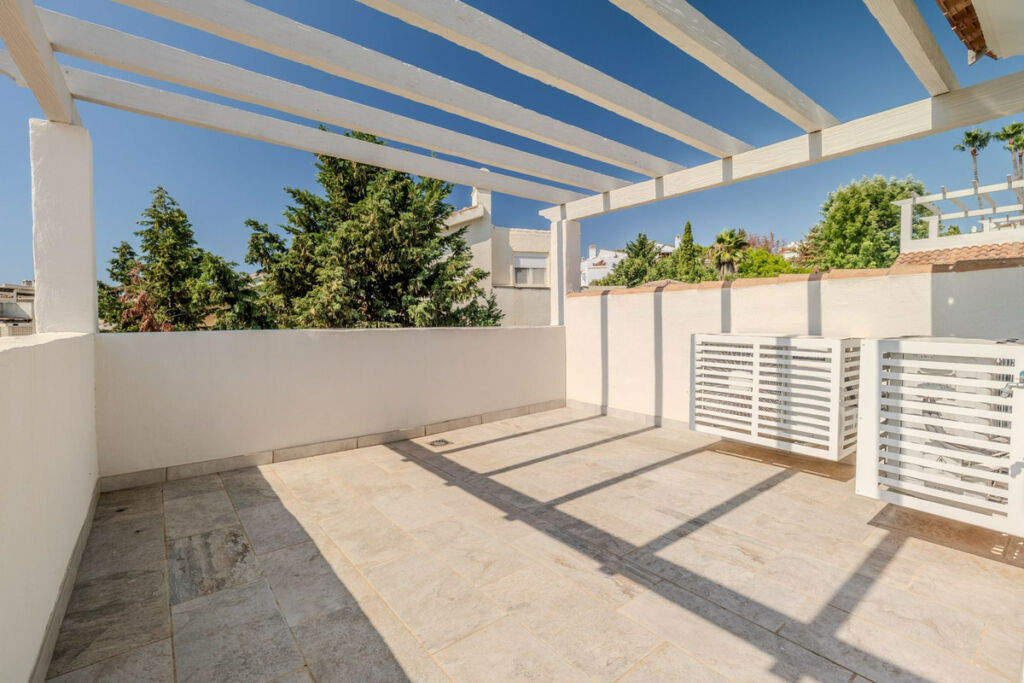 Townhouse Estepona Málaga - image 21