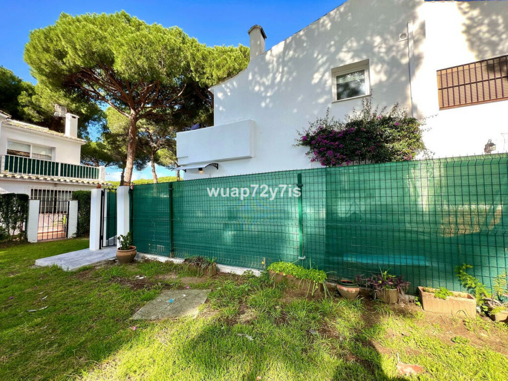 Semi-Detached House Benamara Málaga - image 22