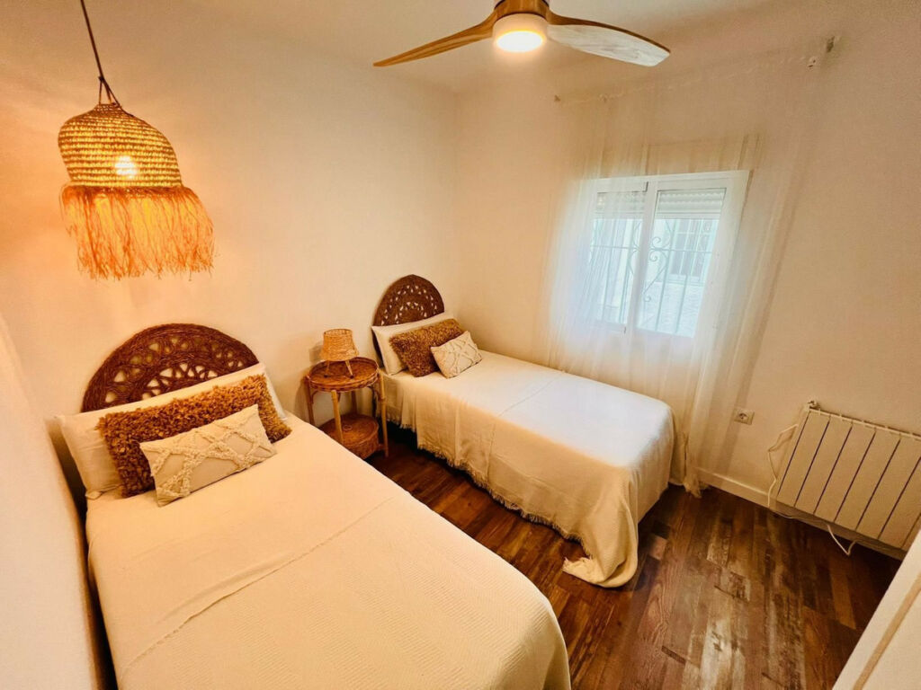 Townhouse Benajarafe Málaga - image 21