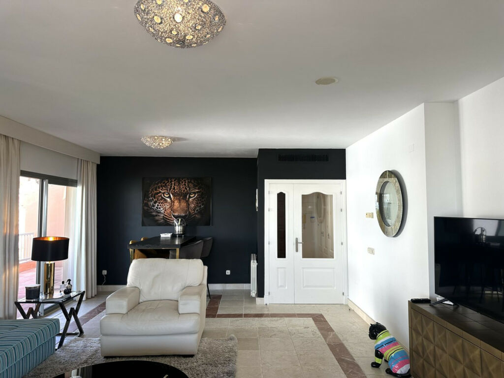 Penthouse Benahavís Málaga - image 10