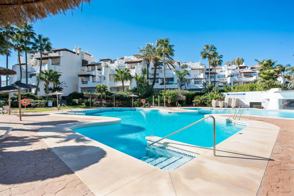 Ground Floor Apartment Puerto Banús Málaga - image 21