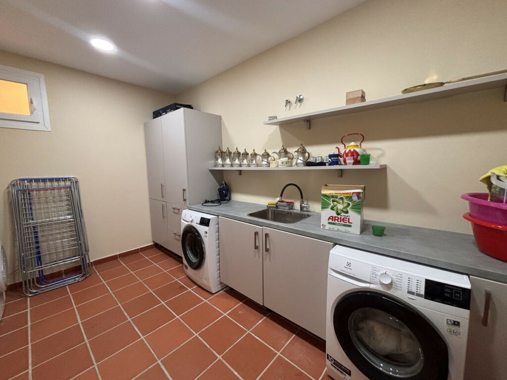Detached Villa Selwo Málaga - image 21