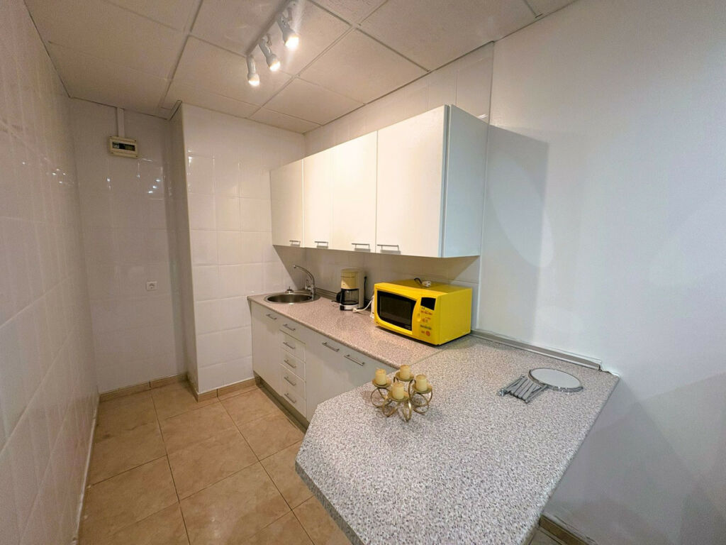 Townhouse La Duquesa Málaga - image 22
