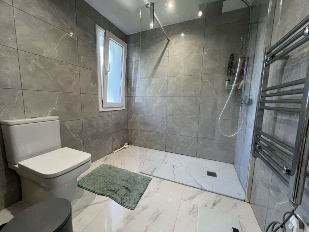 Semi-Detached House Miraflores Málaga - image 22