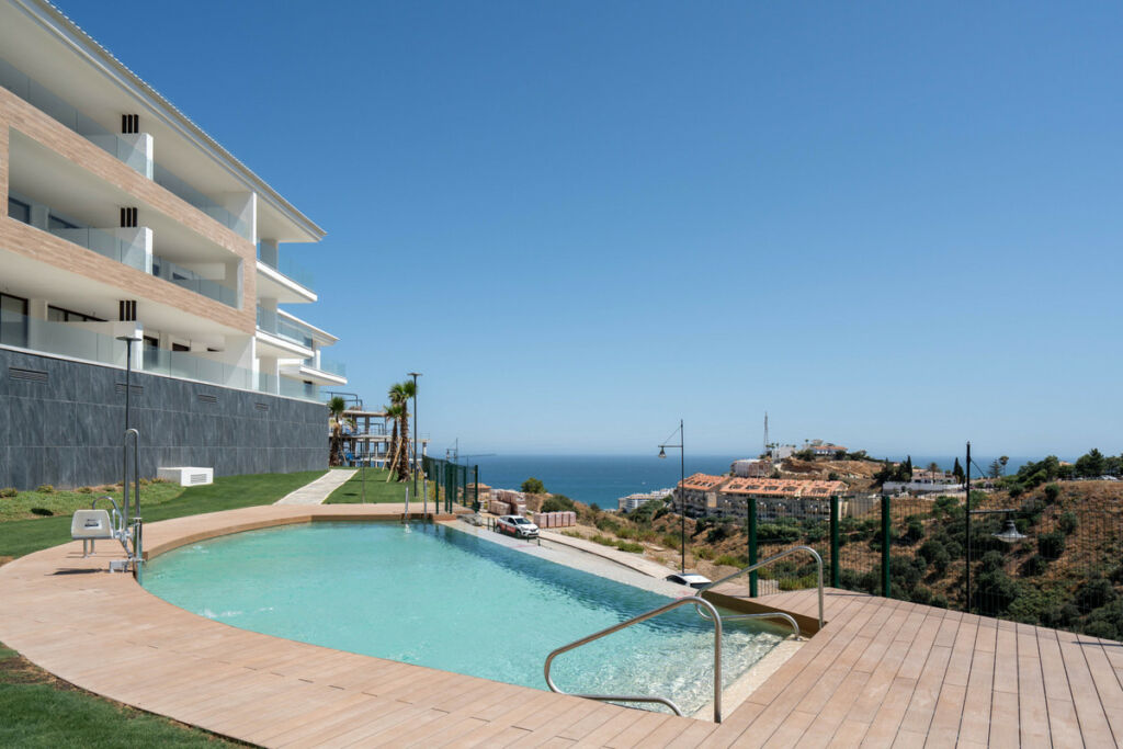 Middle Floor Apartment Fuengirola Málaga - image 22