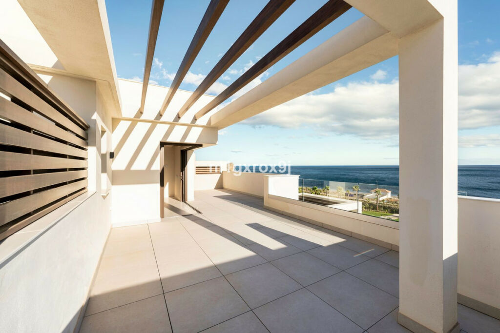 Penthouse Duplex Estepona Málaga - image 22