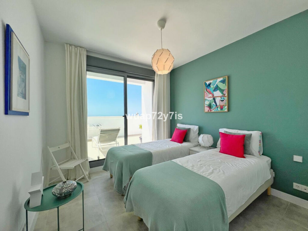 Penthouse Estepona Málaga - image 22
