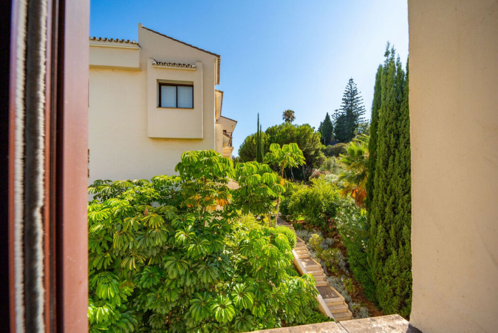 Penthouse La Quinta Málaga - image 22