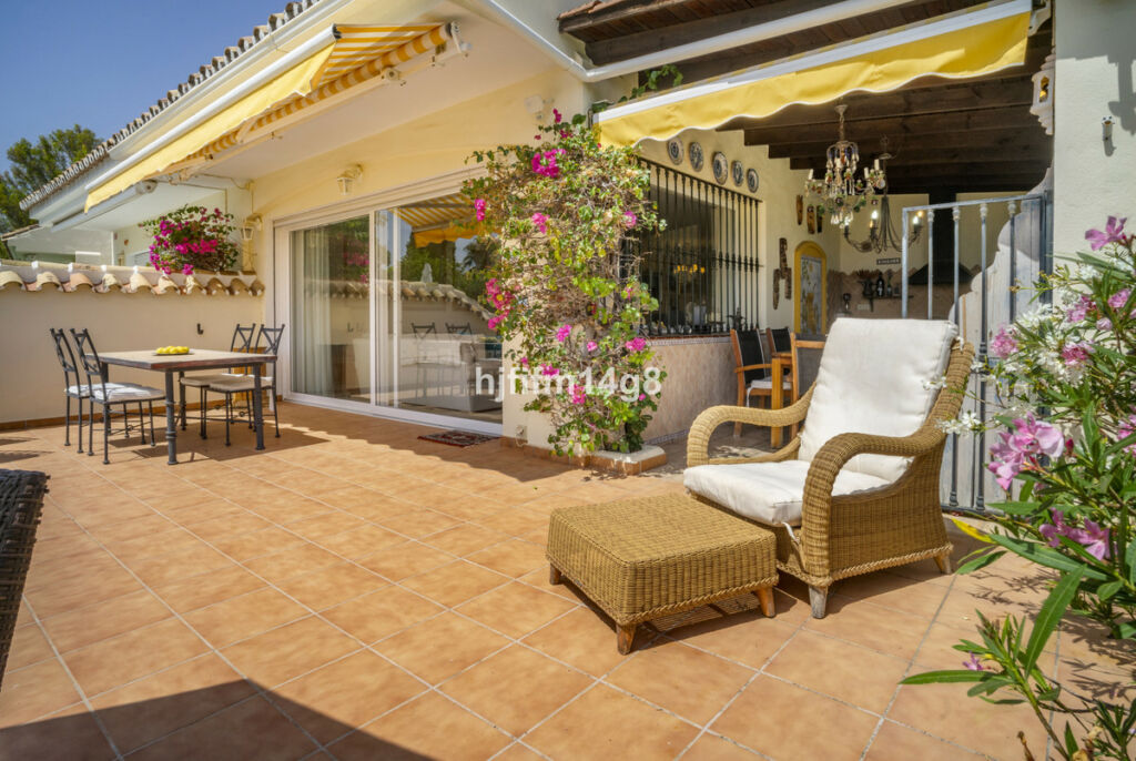 Townhouse Nueva Andalucía Málaga - image 22